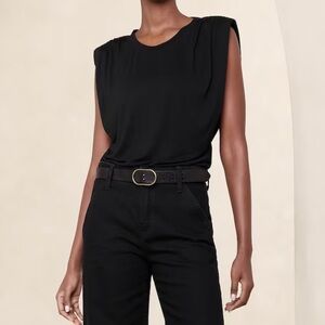 Shoulder padded top: BUNDLE